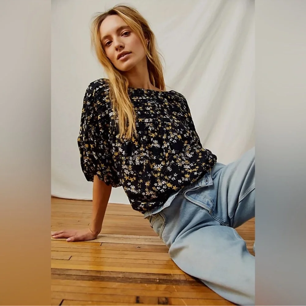 NWT ✨Free People✨ Floral Print Dessa Bodysuit